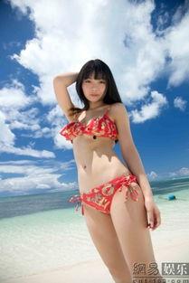 千代夏日泳装爆料视频大全,视频大全带你领略青春风采  第1张